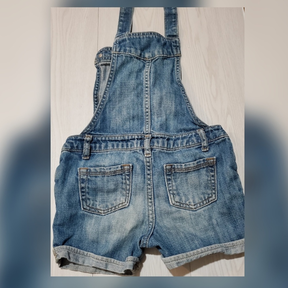 Girls Gap overall shorts